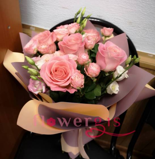 Сон венеры из розовых роз